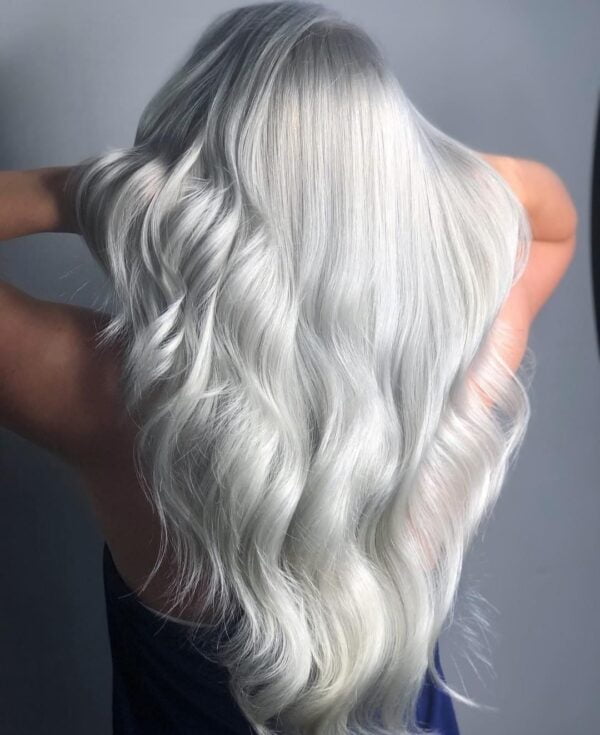 Color cabello blanco